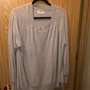 Old navy sweater
